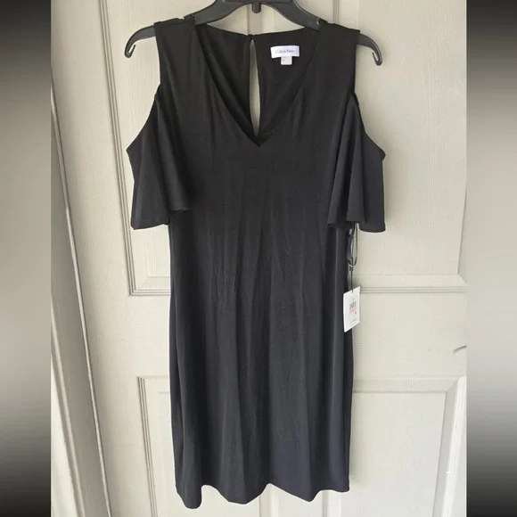 $99 Calvin Klein Black Dress 10 Women Shift Cold Shoulder Flutter Sleeve New - Picture 2 of 14